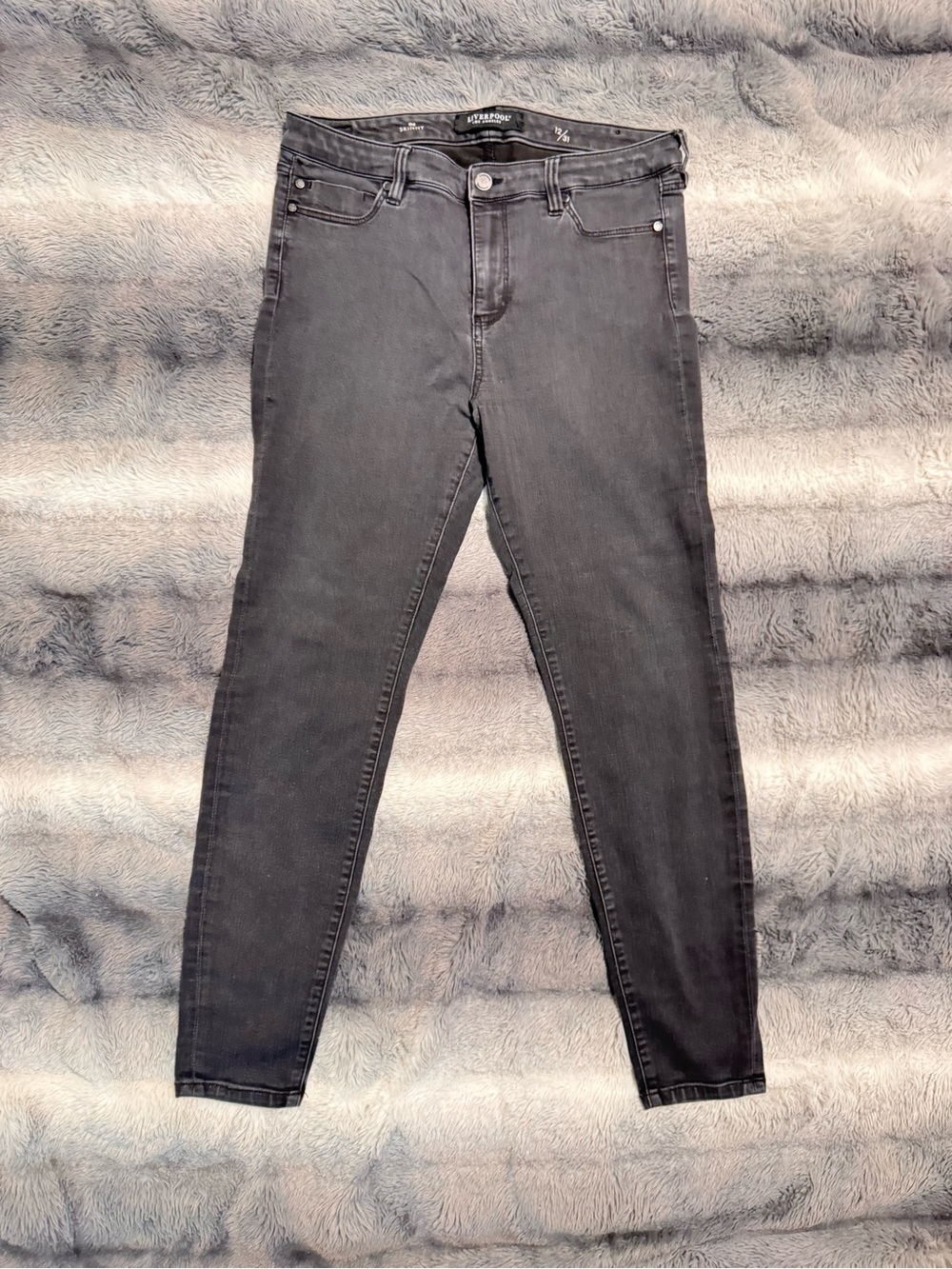High-Rise Black Skinny Jeans - Women